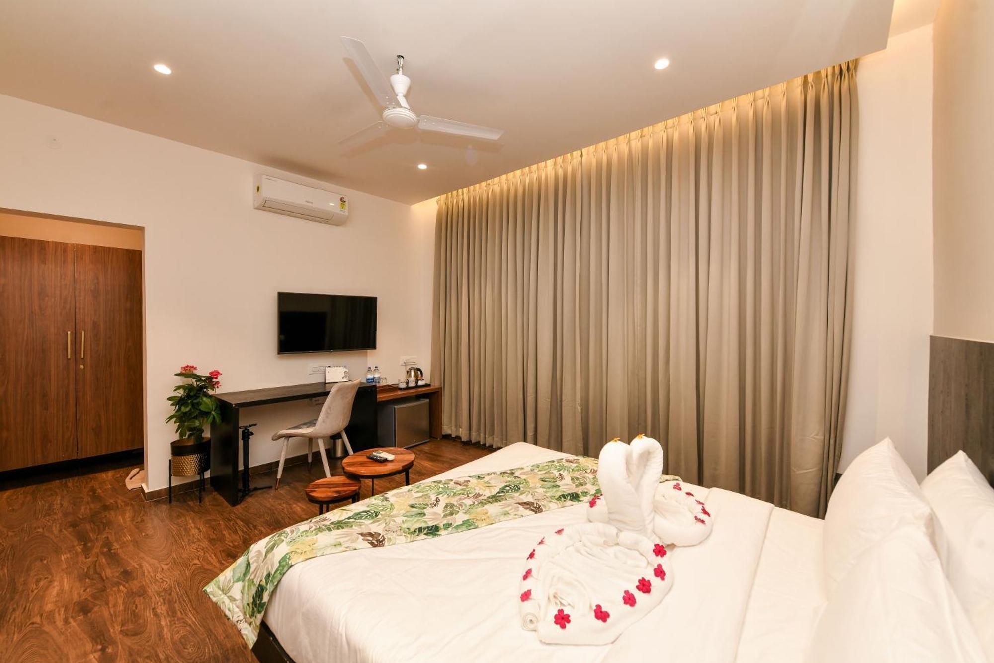 Inventree Aranya Resort & Spa มาดิเครี ภายนอก รูปภาพ