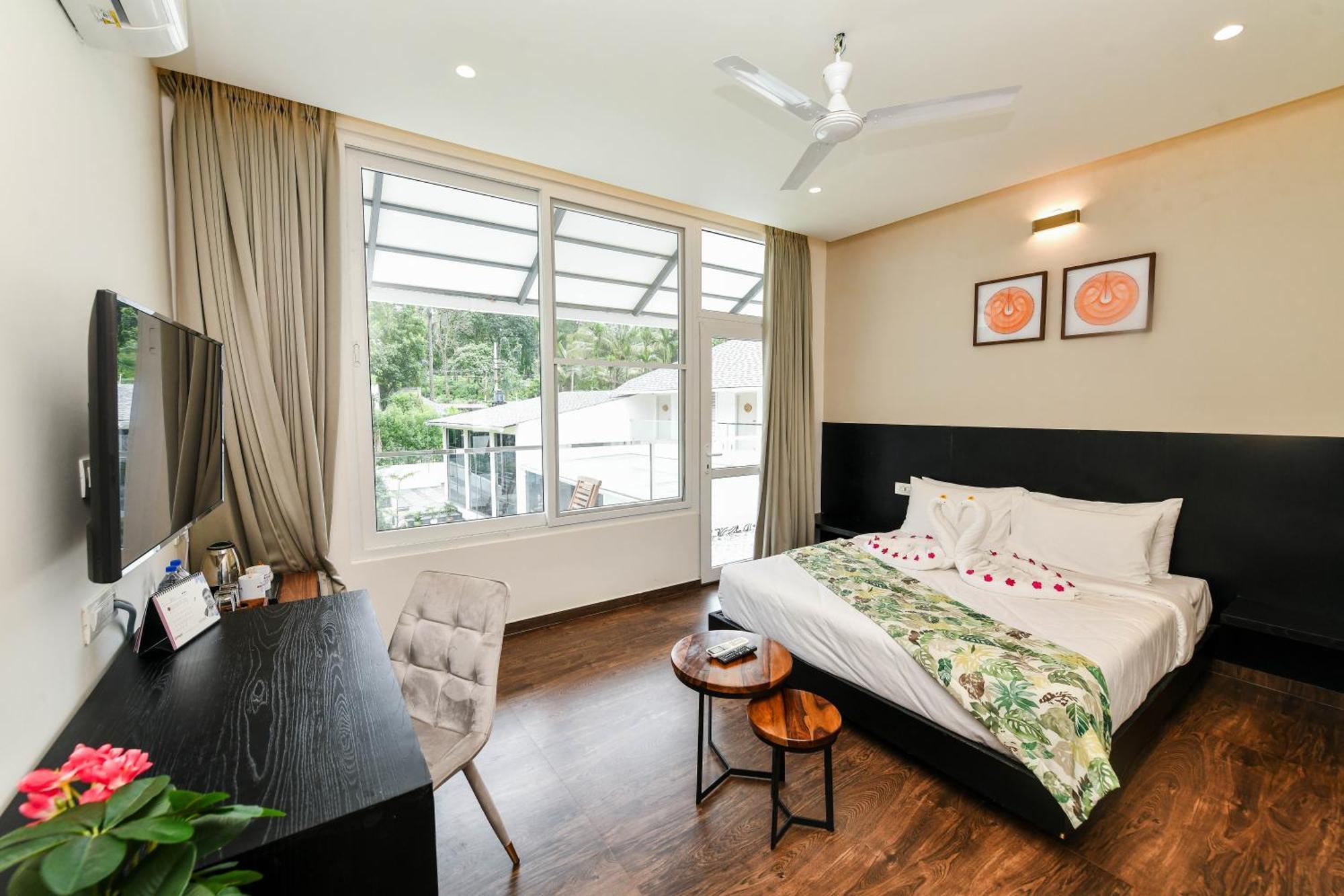 Inventree Aranya Resort & Spa มาดิเครี ภายนอก รูปภาพ