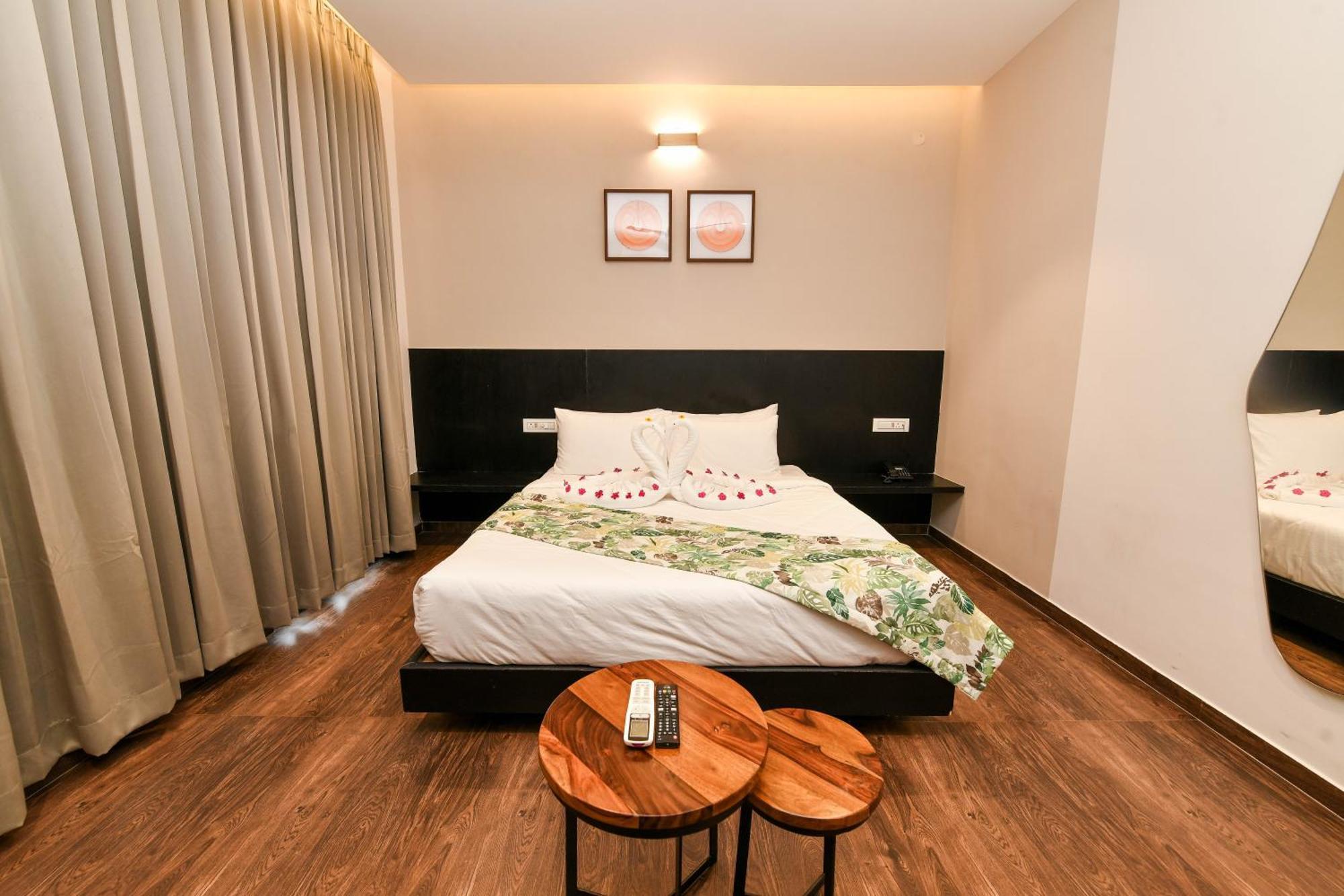 Inventree Aranya Resort & Spa มาดิเครี ภายนอก รูปภาพ