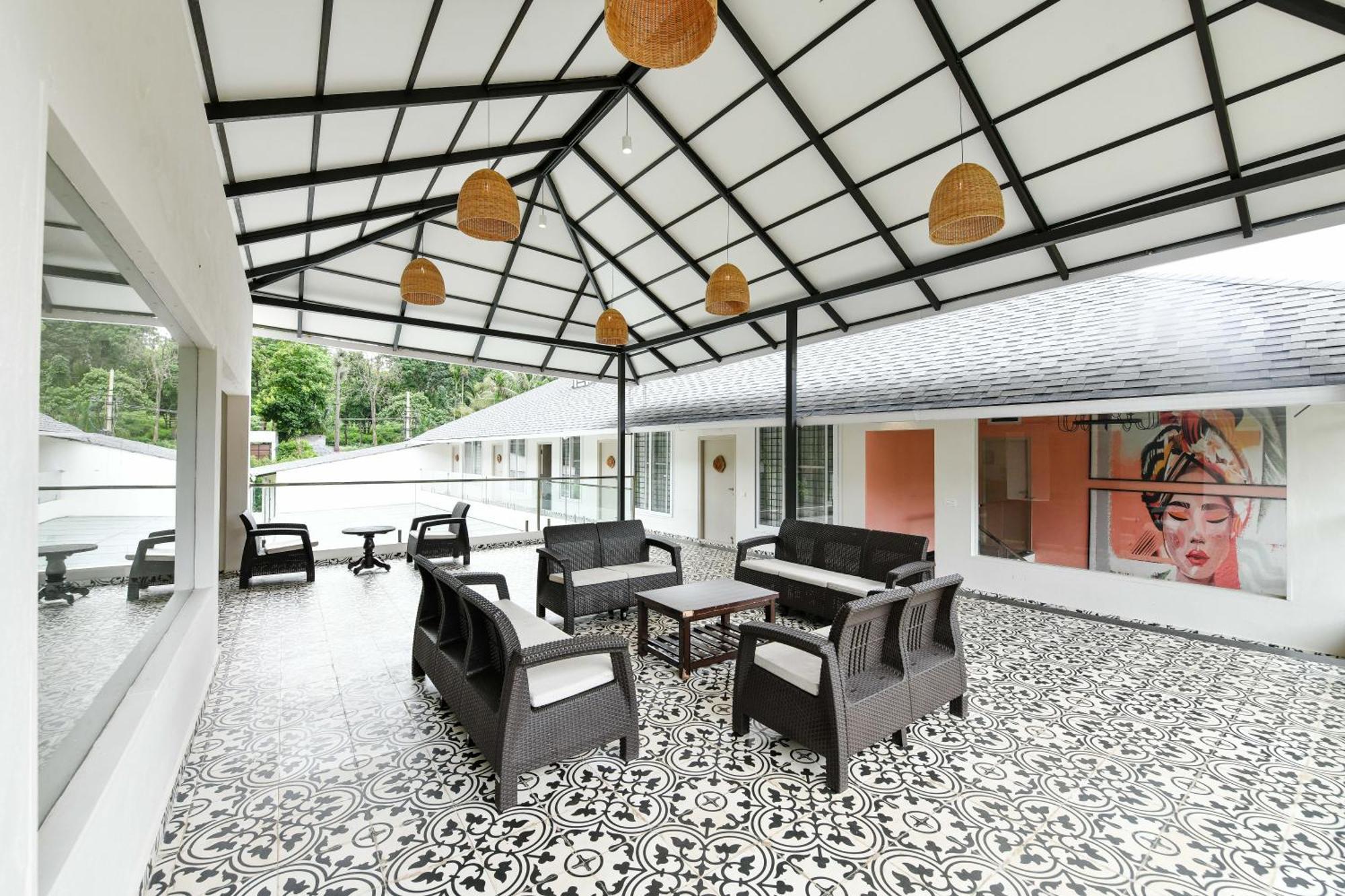 Inventree Aranya Resort & Spa มาดิเครี ภายนอก รูปภาพ