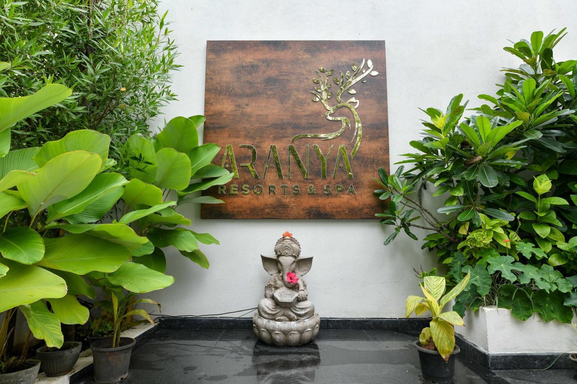 Inventree Aranya Resort & Spa มาดิเครี ภายนอก รูปภาพ