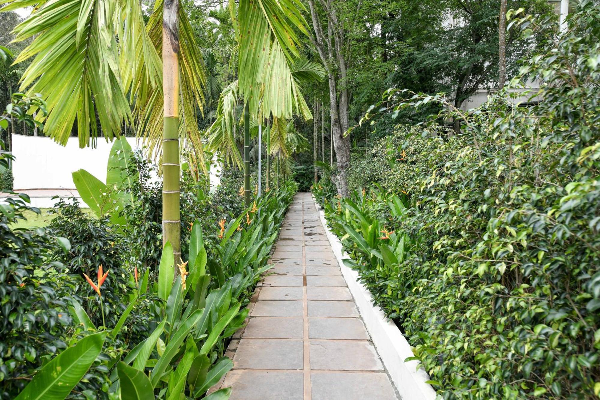 Inventree Aranya Resort & Spa มาดิเครี ภายนอก รูปภาพ