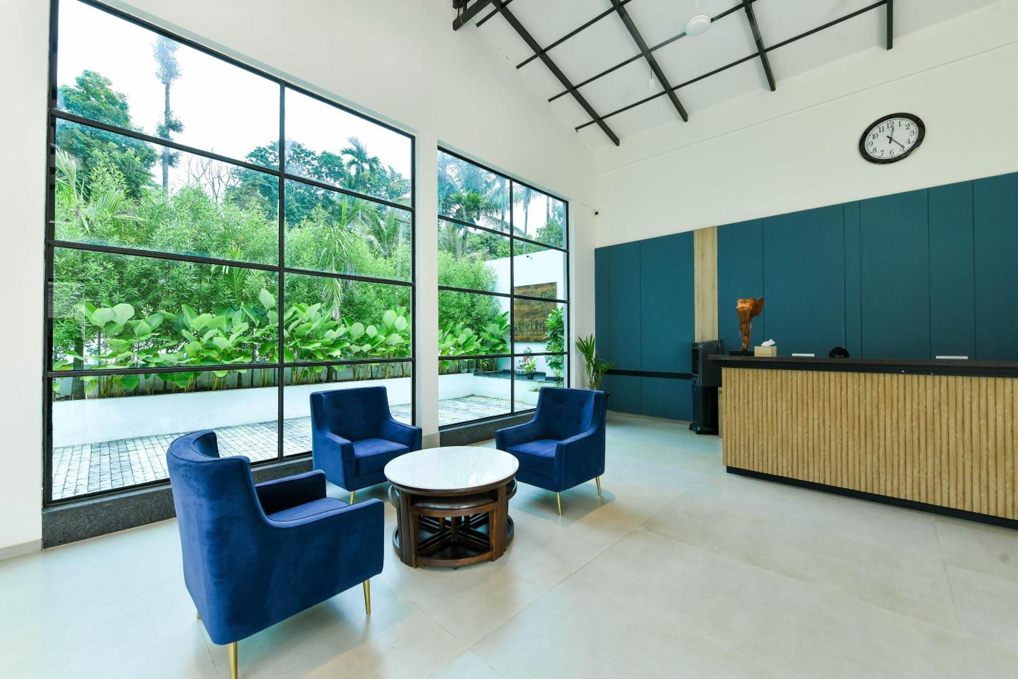Inventree Aranya Resort & Spa มาดิเครี ภายนอก รูปภาพ