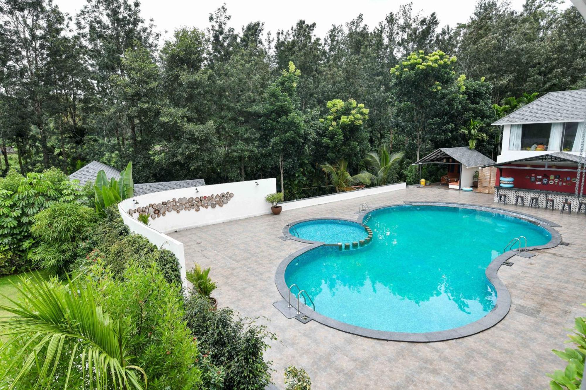 Inventree Aranya Resort & Spa มาดิเครี ภายนอก รูปภาพ